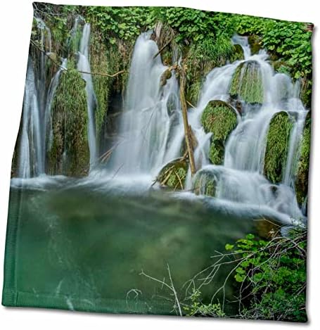 3dRose Horvátország, Vízesés, a Plitvicei-Tavak Nemzeti Park - Törölköző (twl-228023-3)