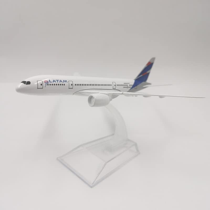 LUKBUT Siklik Aránya Festett Műalkotások esetében: 16cm Tam Airlines Boeing 777-Es Repülőgép Modell Modell Öntés Fém 1/400 Arány