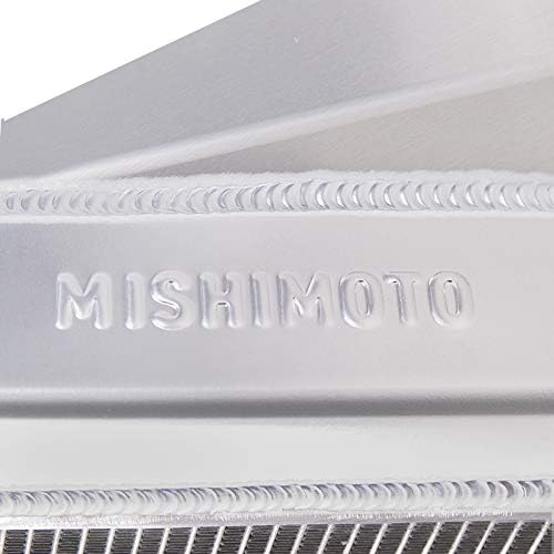 Mishimoto MMRAD-F2D-11V2 Teljesítmény Alumínium Radiátor Kompatibilis Ford 6.7 L Powerstroke 2011-